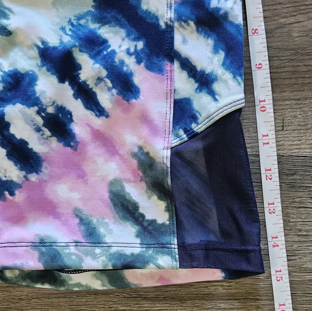 PINK Victoria's Secret Ultimate High Waist 6' Inseam Tie‎ Dye Biker Shorts